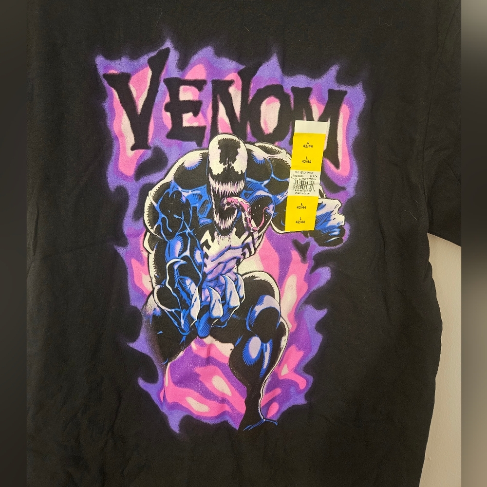 Black Venom Graphic T-Shirt